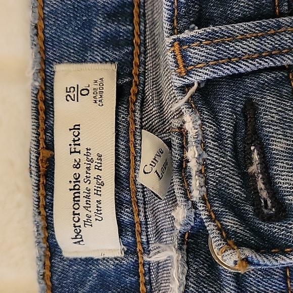 Abercrombie Ankle Straight jeans - Picture 1 of 3